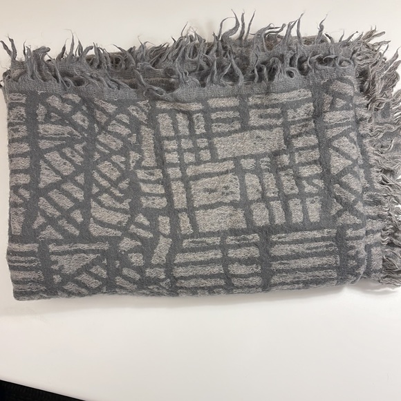 Gray Fringed Scarf - Picture 2 of 3